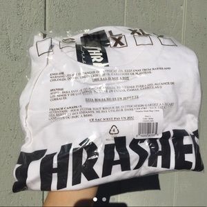THRASHER WHITE SHIRT NEW